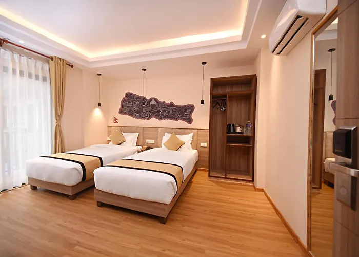 Temple Hotel 3*